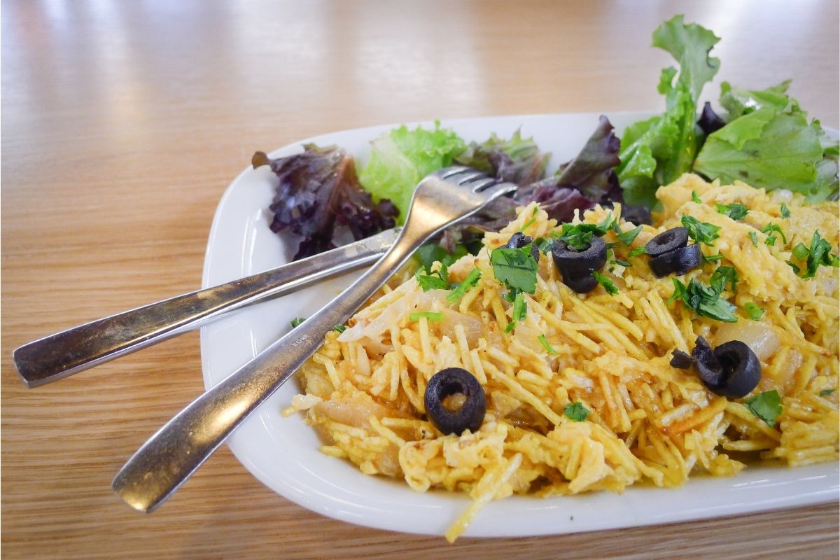 a plate of codfish 